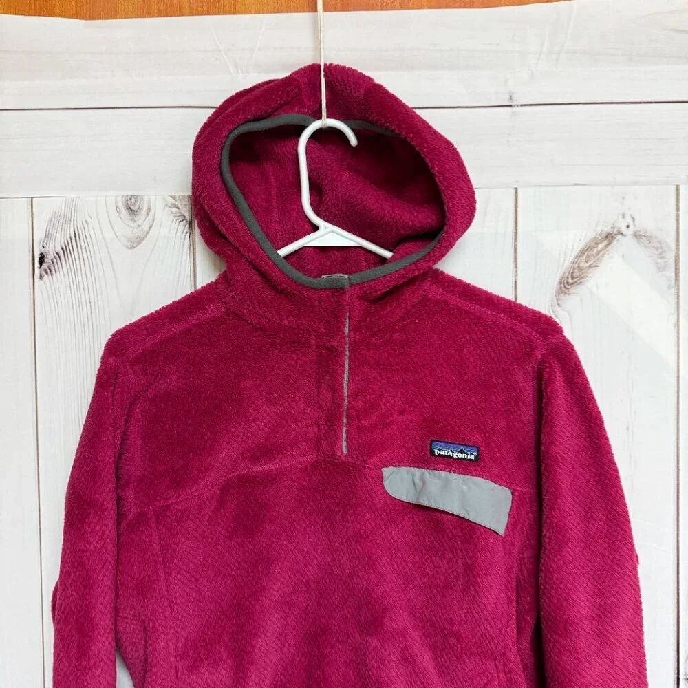 Patagonia cozy berry